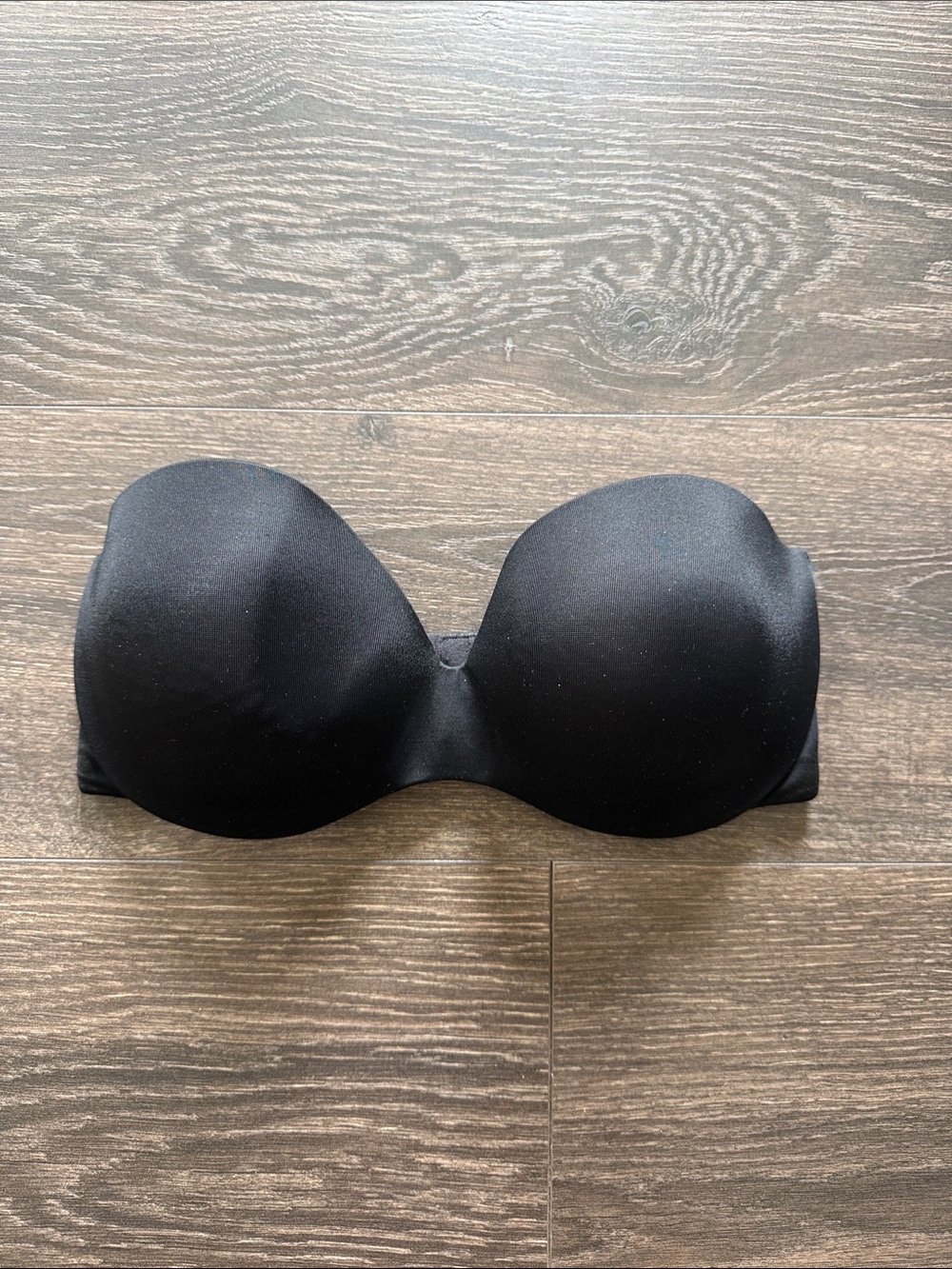 Black Strapless Smooth Molded Cup Bra